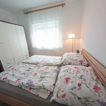 In - Balaton 40474 Zamárdi